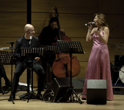 Jazz, samba, bossa nova e world music: dal 14 al 28 luglio tre concerti con la vocalist Beatrice Zanolini, il trio BraZuka e il Germano Zenga quartet a Paderno Dugnano (Mi)