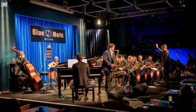 Grande jazz al Blue Note di Milano con l’omaggio a Horace Silver della Monday Orchestra feat. Emanuele Cisi domenica 12 marzo 